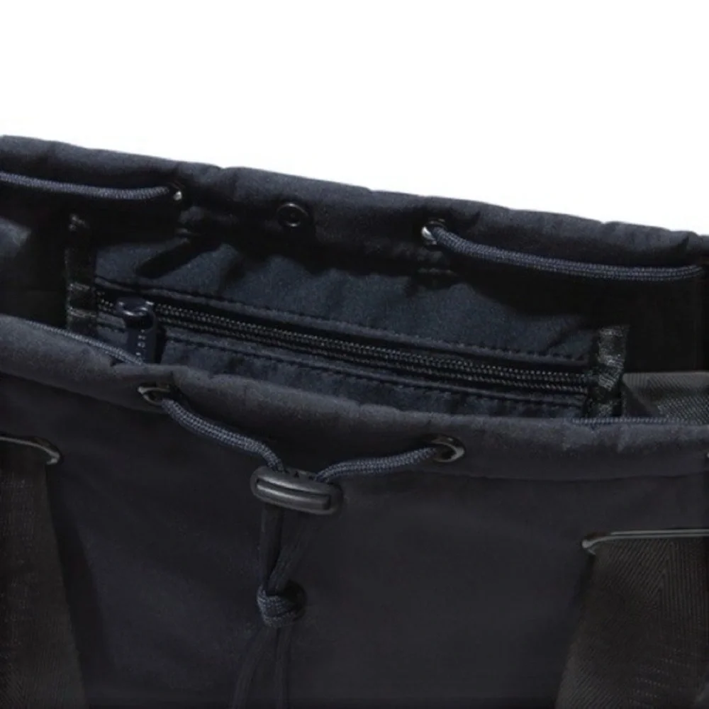 Beyond Yoga convertible gym bag backpack black pristine condition